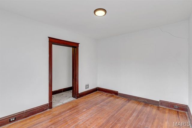 4523 Adelaide Avenue, St Louis, MO 63115