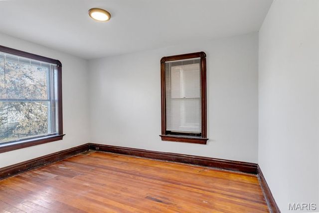 4523 Adelaide Avenue, St Louis, MO 63115