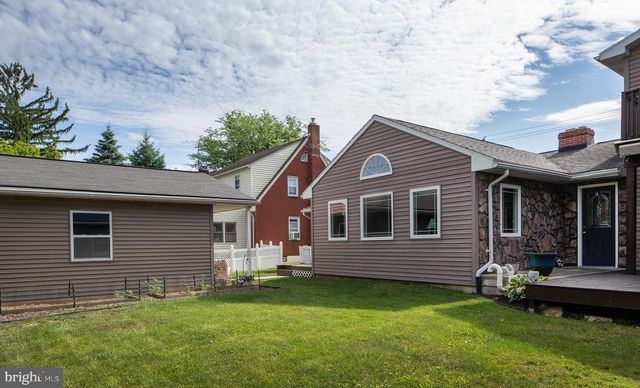 111 N RACE ST, Middletown, PA 17057
