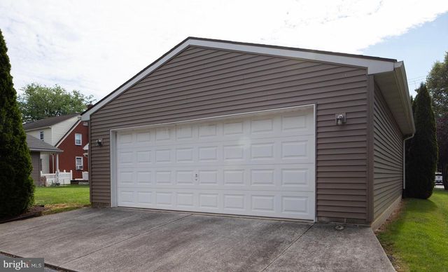 111 N RACE ST, Middletown, PA 17057