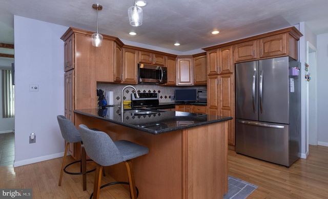 111 N RACE ST, Middletown, PA 17057