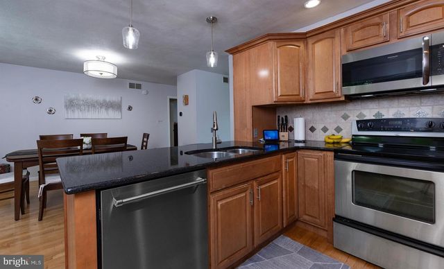 111 N RACE ST, Middletown, PA 17057