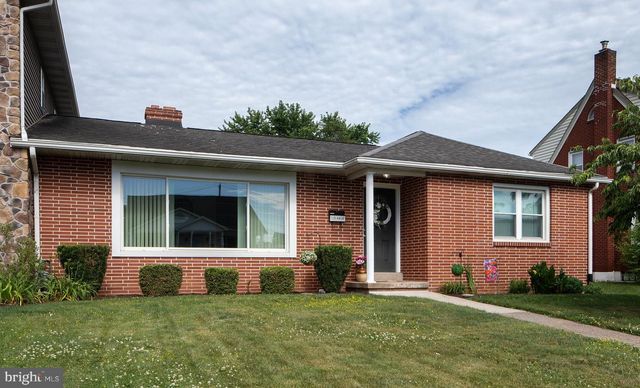 111 N RACE ST, Middletown, PA 17057
