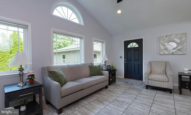 111 N RACE ST, Middletown, PA 17057