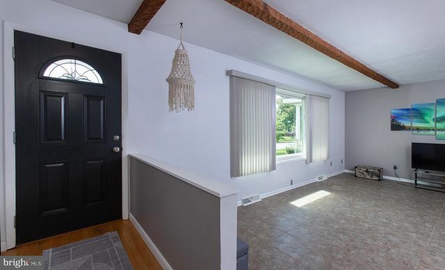 111 N RACE ST, Middletown, PA 17057