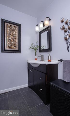 111 N RACE ST, Middletown, PA 17057