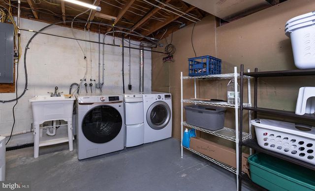 111 N RACE ST, Middletown, PA 17057