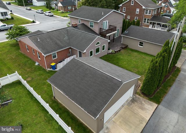 111 N RACE ST, Middletown, PA 17057