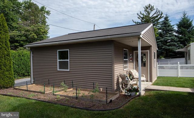 111 N RACE ST, Middletown, PA 17057