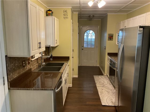 229 Cub Cove Drive, Walhalla, SC 29691