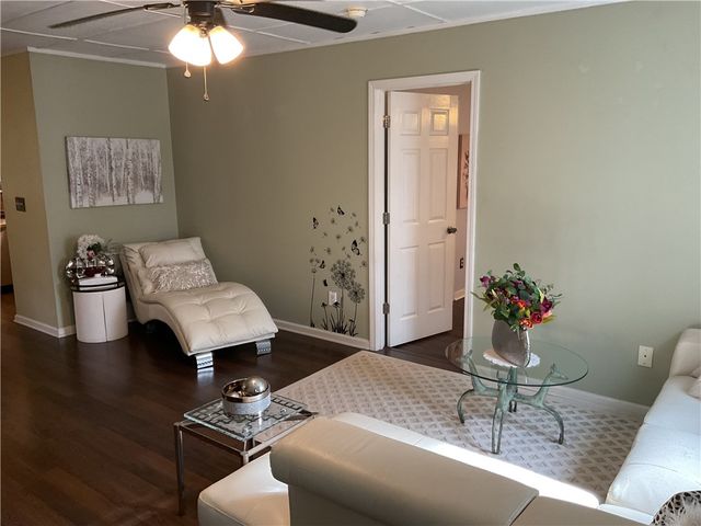 229 Cub Cove Drive, Walhalla, SC 29691