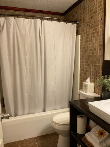 229 Cub Cove Drive, Walhalla, SC 29691