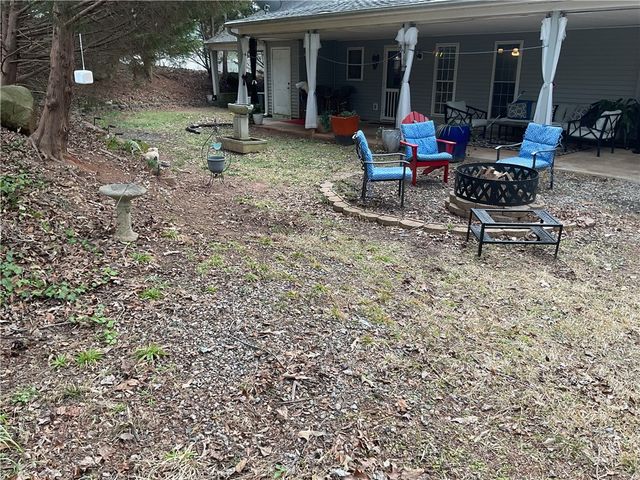 229 Cub Cove Drive, Walhalla, SC 29691