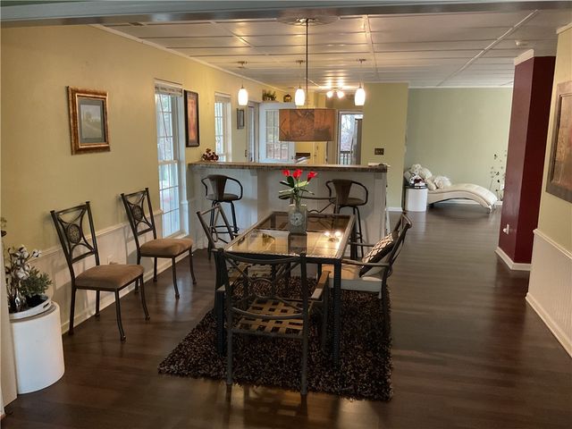 229 Cub Cove Drive, Walhalla, SC 29691