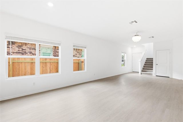 1404 Roaming Oak BND, Georgetown, TX 78628