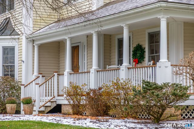 52 Steeple View Lane, Woodbury, CT 06798