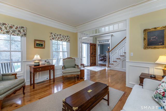 52 Steeple View Lane, Woodbury, CT 06798