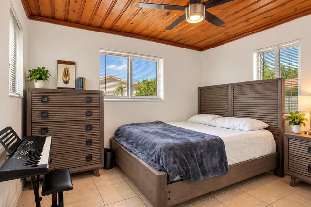 4401 SW 21st Street, Fort Lauderdale, FL 33317