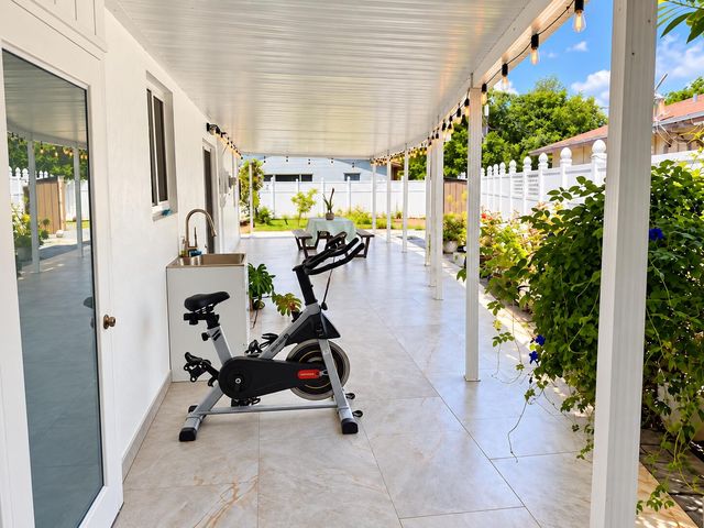 4401 SW 21st Street, Fort Lauderdale, FL 33317