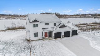 246 Wren Court, Caledonia, MI 49316