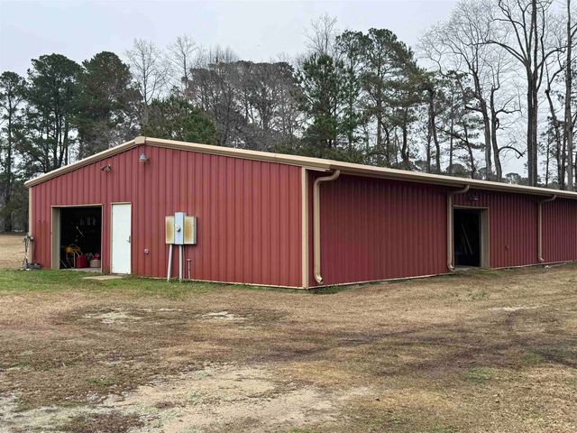 1585 Daisy Rd., Loris, SC 29569