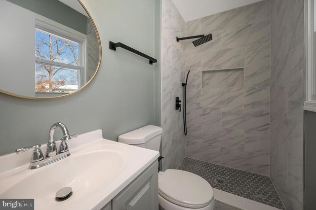 3517 WAVERLY DR, Fredericksburg, VA 22407