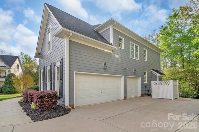 1216 Flat Heads Lane, Waxhaw, NC 28173