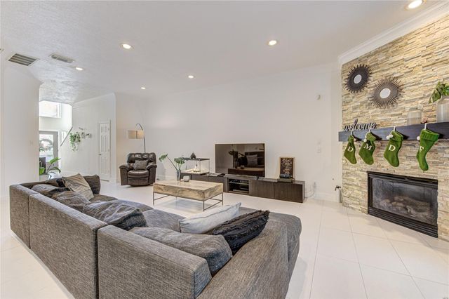 1419 Baldwin Square Lane, Houston, TX 77077