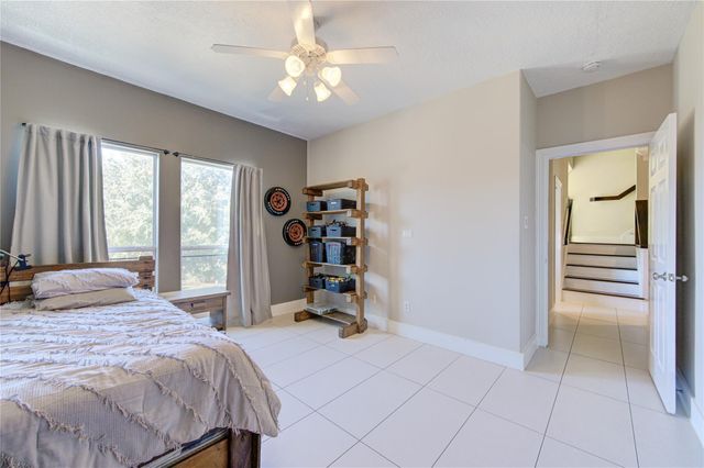 1419 Baldwin Square Lane, Houston, TX 77077