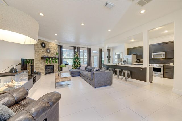 1419 Baldwin Square Lane, Houston, TX 77077