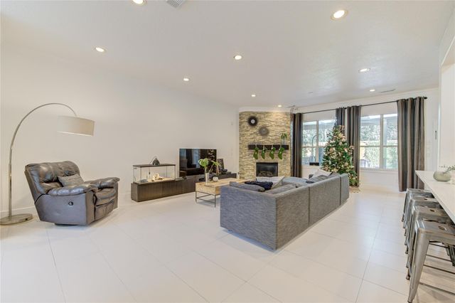 1419 Baldwin Square Lane, Houston, TX 77077