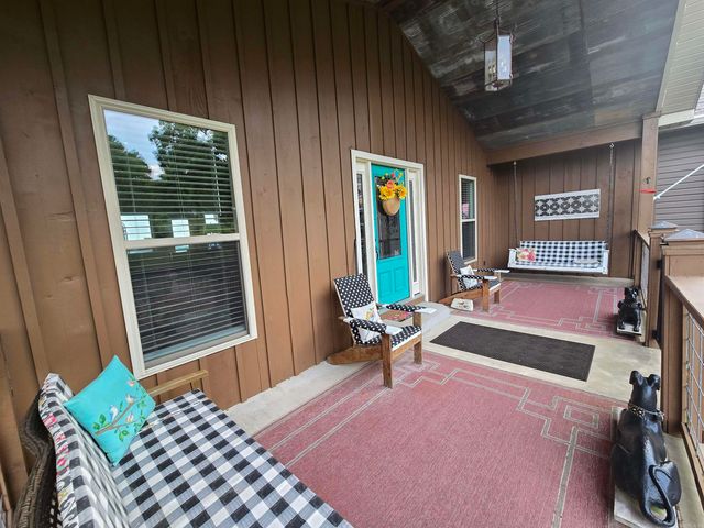 5 Irish Hills Road, Edgemont, AR 72044