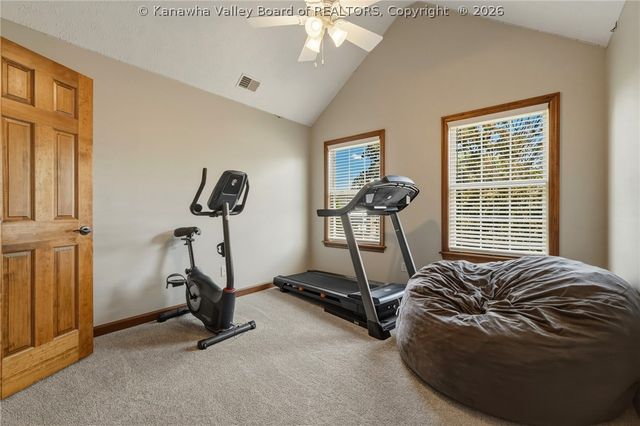 8 Meadow Ridge Drive, Hurricane, WV 25526