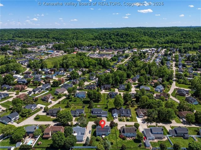 8 Meadow Ridge Drive, Hurricane, WV 25526