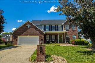 8 Meadow Ridge Drive, Hurricane, WV 25526