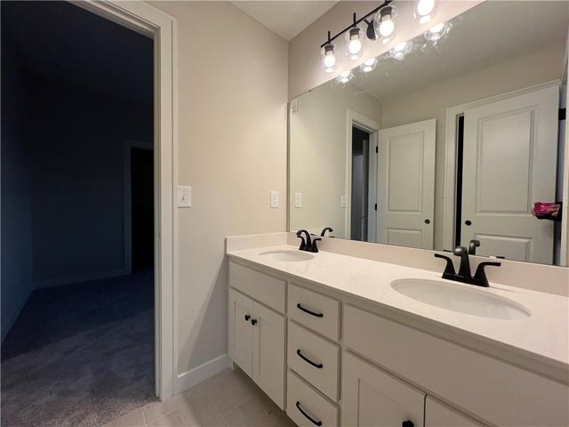 28407 W 161st Street, Gardner, KS 66030