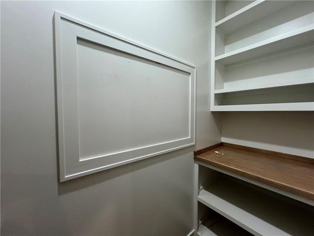 28407 W 161st Street, Gardner, KS 66030