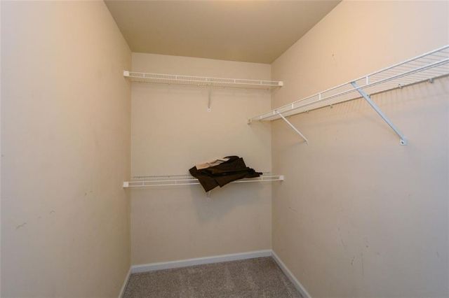 1749 Oakbrook NW Lane, Kennesaw, GA 30152