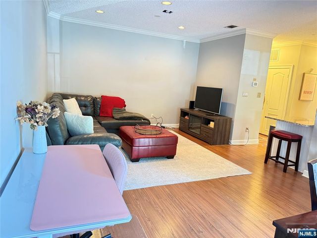 608 Brittany Drive 608, Wayne, NJ 07470