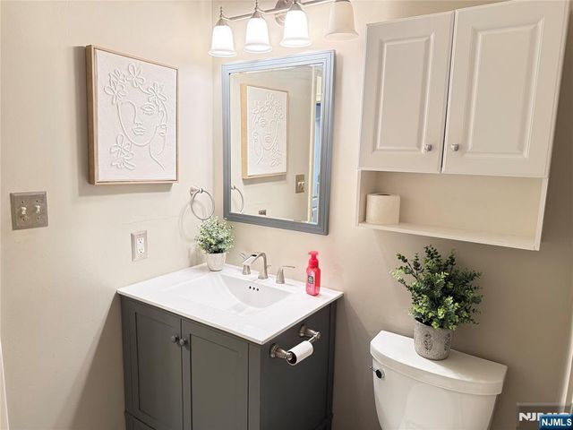 608 Brittany Drive 608, Wayne, NJ 07470