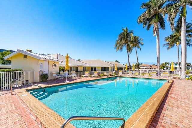 1920 S Ocean Boulevard 2-F, Delray Beach, FL 33483