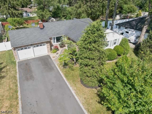336 Darby Ln, Mountainside Boro, NJ 07092