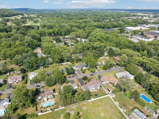 336 Darby Ln, Mountainside Boro, NJ 07092