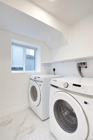 56 Kirkwood Road, Port Washington, NY 11050