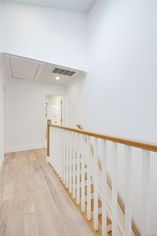 56 Kirkwood Road, Port Washington, NY 11050