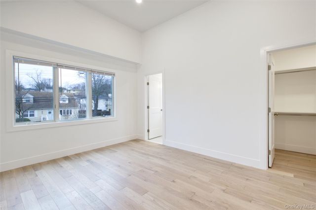 56 Kirkwood Road, Port Washington, NY 11050