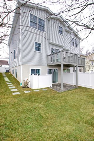 56 Kirkwood Road, Port Washington, NY 11050