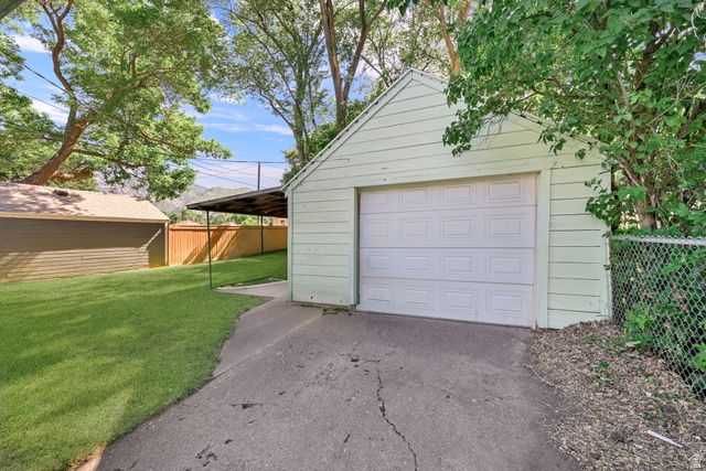 2320 TYLER AVE, Ogden, UT 84401