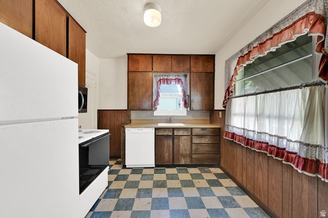 2320 TYLER AVE, Ogden, UT 84401