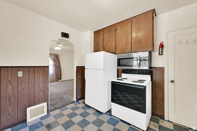 2320 TYLER AVE, Ogden, UT 84401